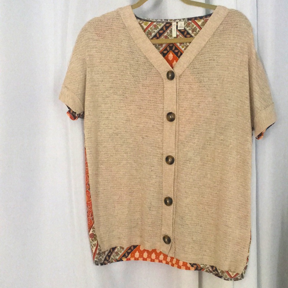 Short sleeve top